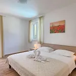 Lola Hébergement de vacances
