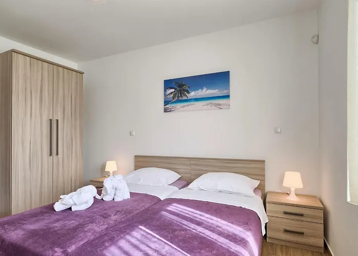 Hébergement de vacances Lola *