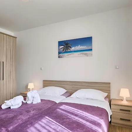 Prázdninový dům Lola *