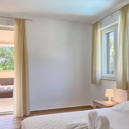 Prázdninový dům Lola