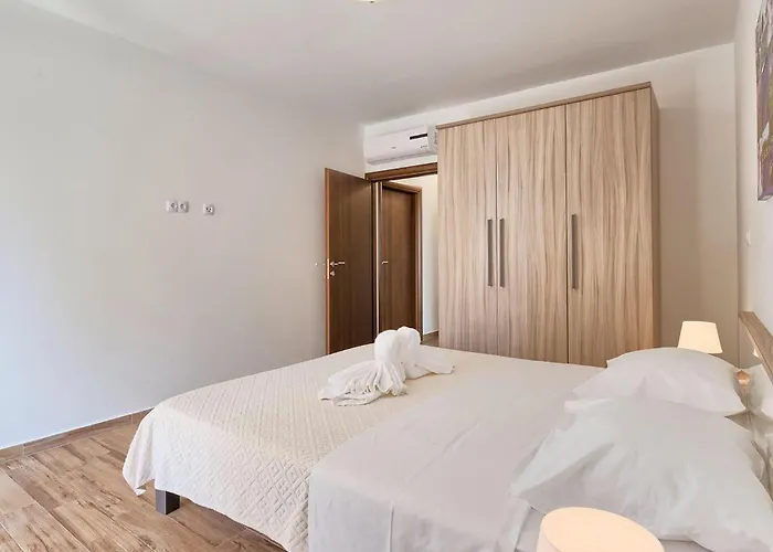 Holiday home Lola Pula